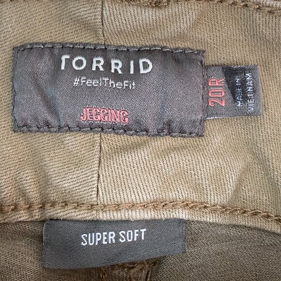 Torrid Jeggings Snakeskin Beige Size 20 Regular - Picture 6 of 11